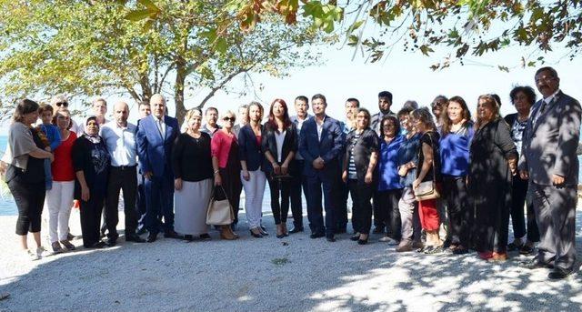 Mhp’li Akın Didim’de Muhtarlarla Buluştu