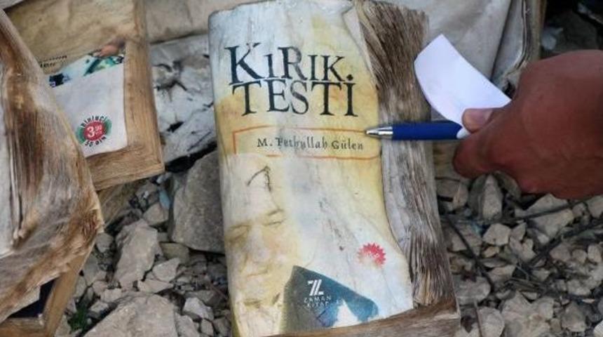 Ormanlık Alanda Fet&ouml; Elebaşına Ait Kitaplar Bulundu