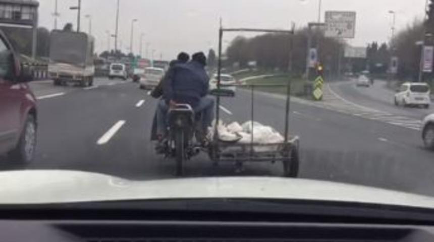 E5 Karayolunda Motosiklet S&uuml;r&uuml;c&uuml;s&uuml; Tehlike Sa&ccedil;tı