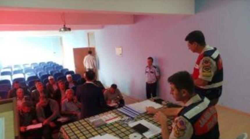 Çavdarhisar’da Okul Servis Şoförlerine Eğitim