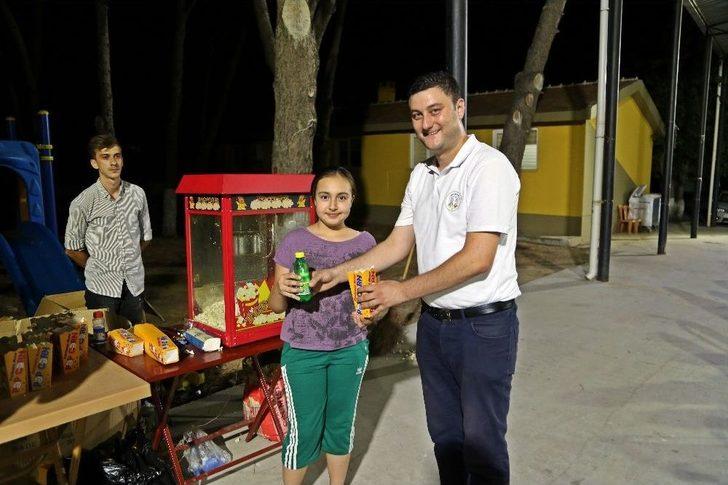 Efeler’de ’açık Hava Sinema Günleri’ Başladı G4