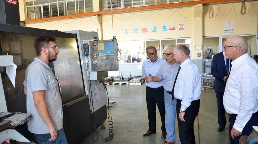 Vali Ceylan Sanayi Tesislerini İnceledi