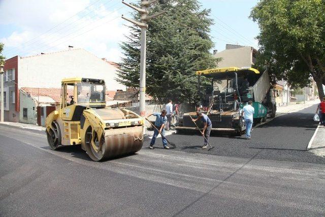 Huzur Mahallesi’nde Asfalt Seferberliği