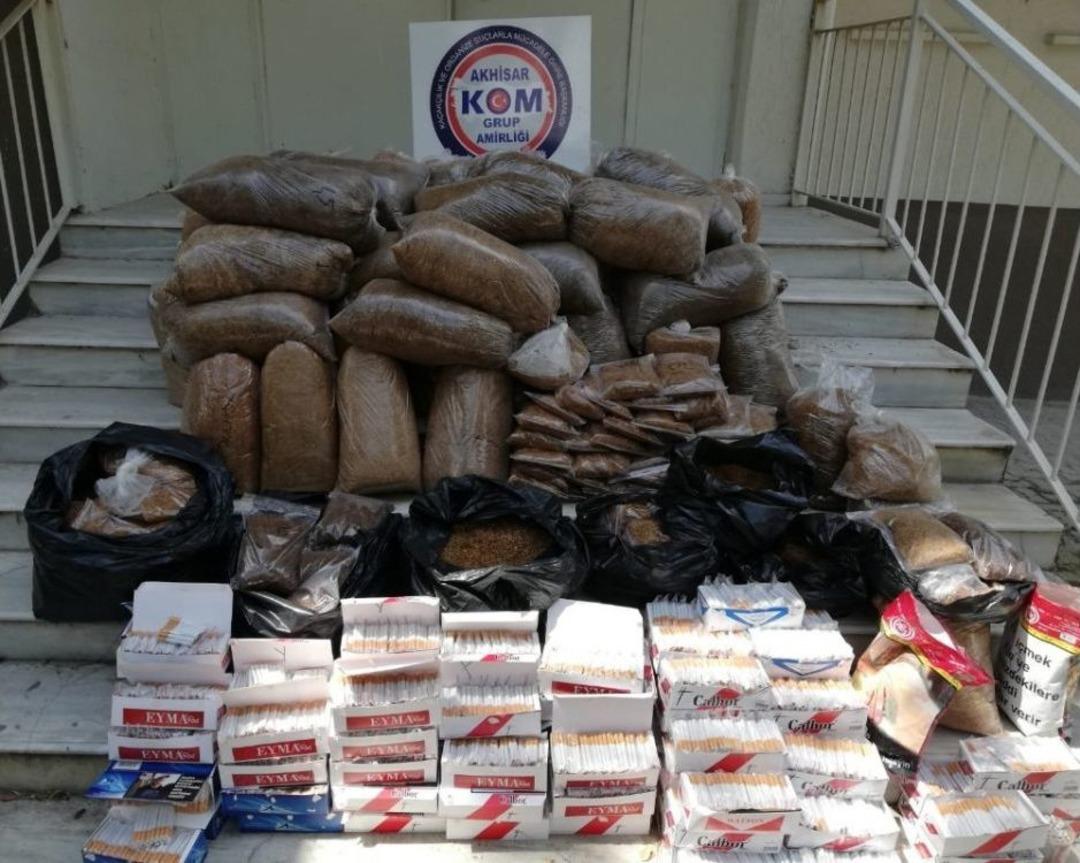 Manisa&rsquo;da Ekipler Zehir Tacirlerine Ge&ccedil;it Vermiyor