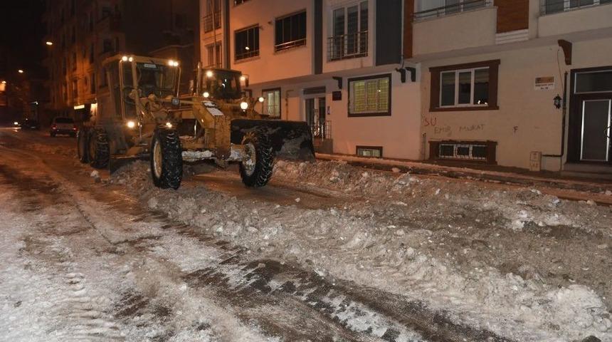 Yakutiye&rsquo;de Kar &Ccedil;alışması