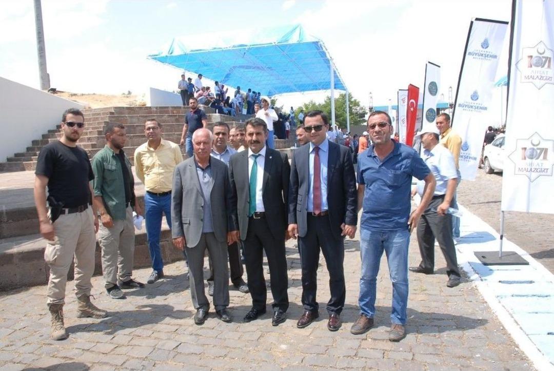 Bulanık&rsquo;tan, Malazgirt Zaferi&rsquo;nin 947&rsquo;inci Yıld&ouml;n&uuml;m&uuml; Tanıtım Basın Toplantısına Yoğun Katılım