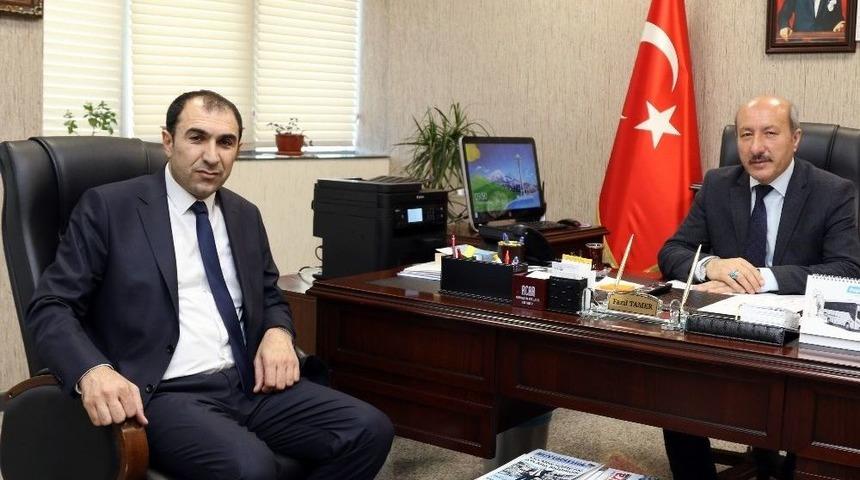 Esnaftan Belediyeye Teşekk&uuml;r Ziyareti