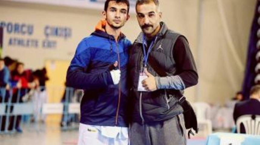 Eşme Tuğra Spor Kul&uuml;b&uuml; 2018&rsquo;e Hızlı Başladı