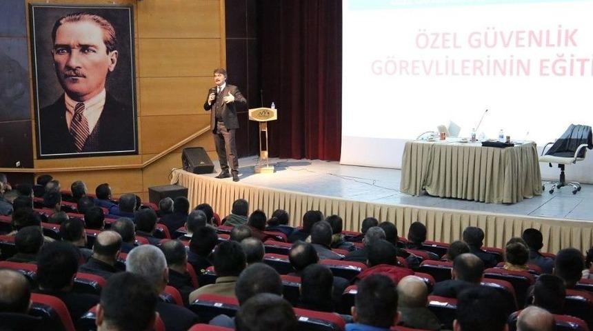 Hakkari&rsquo;deki &Ouml;zel G&uuml;venlik G&ouml;revlilerine Eğitim