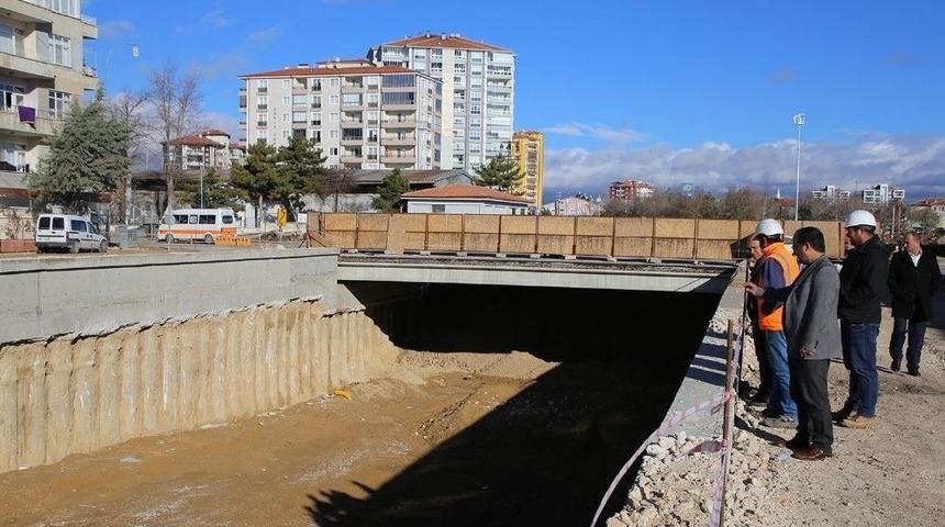 Karaman&rsquo;da Larende Alt Ge&ccedil;idinde &Ccedil;alışmalar Devam Ediyor