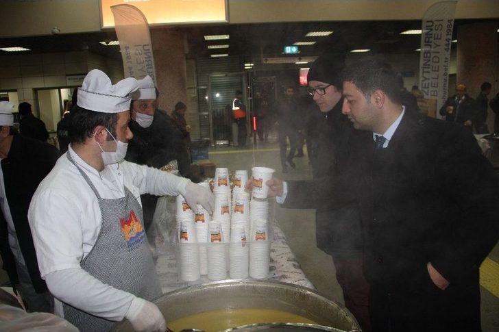 Marmaray Yolcularına Sıcak Çorba Molası G2