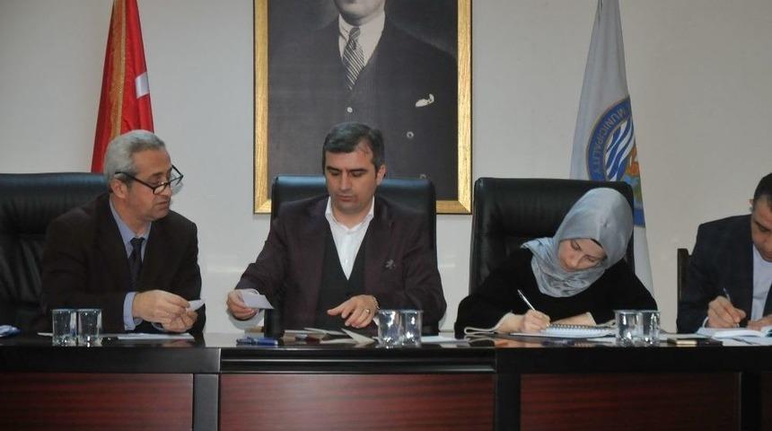 Ak&ccedil;akoca Belediyesi Nik&acirc;h Salonu Bedelsiz Devredildi