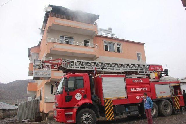 Bingöl’de Çatı Yangını