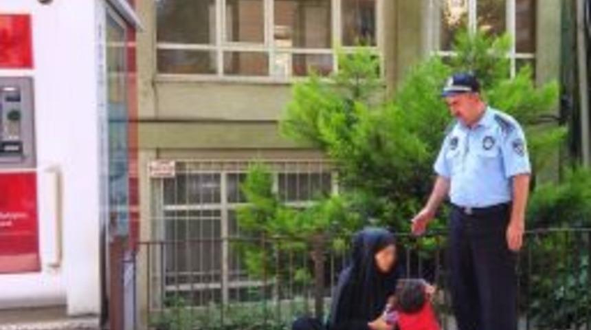 İzmit&rsquo;te 61 Dilenci Hakkında Kanuni İşlem Yapıldı