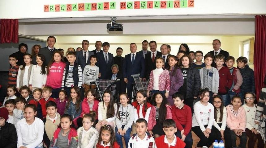 Har&ccedil;lıkları İle Engelli Sandalyesi Aldılar