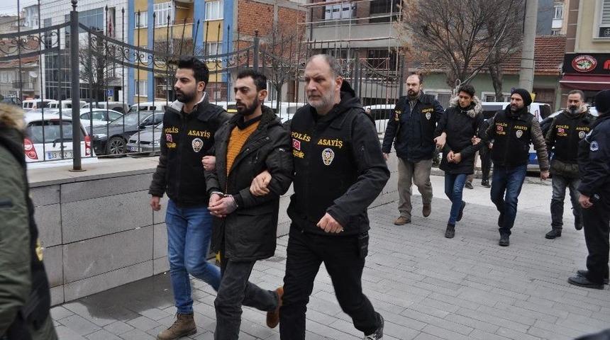 Cezaevinden Ka&ccedil;ıp Cinayet İşledi