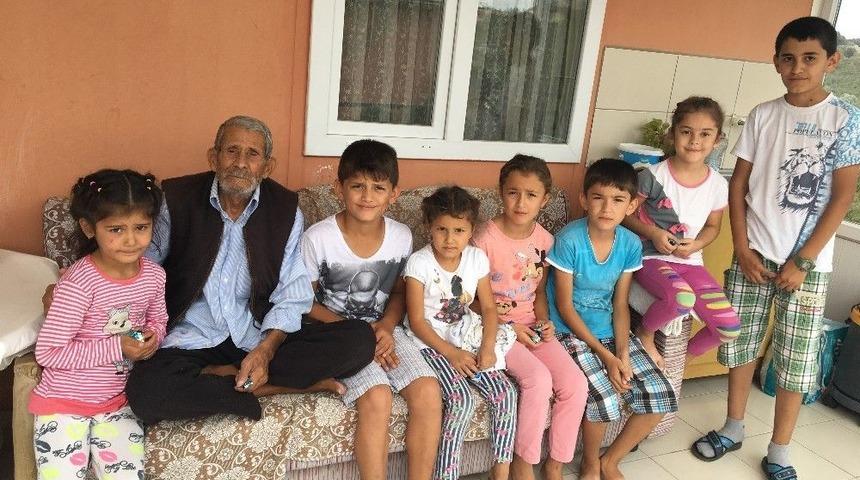 Kartepe&rsquo;de Alzheimer Hastaları Unutulmadı