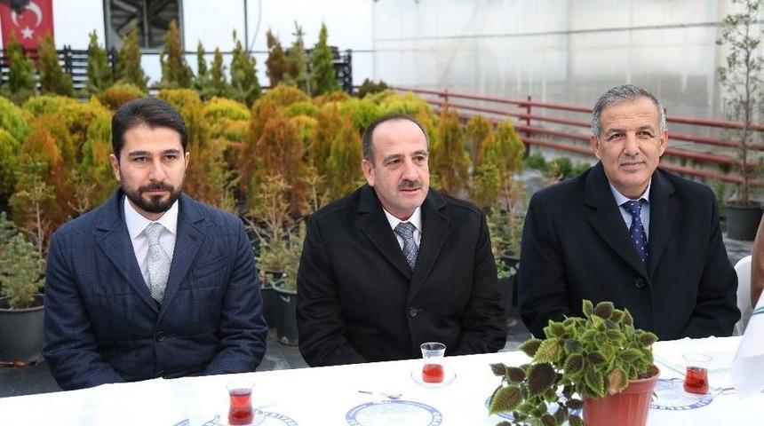 Başkan Duruay Taşeron İş&ccedil;ilere Bilgi Verdi