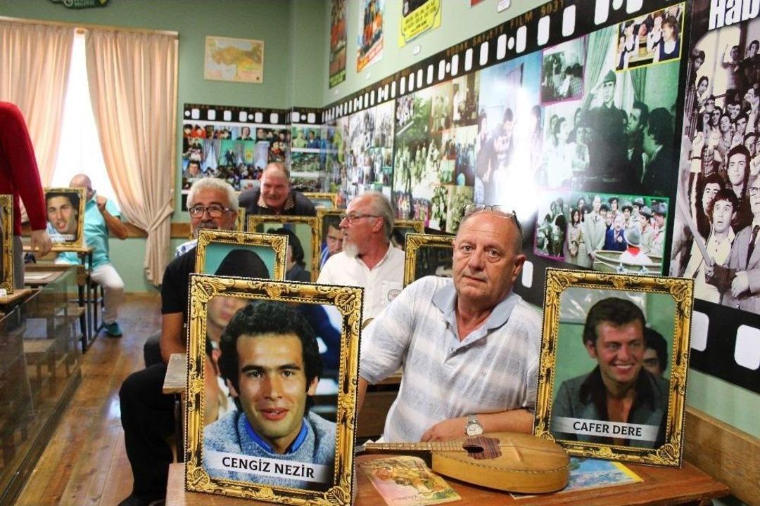 Hababam Sınıfı &Ouml;ğrencileri &lsquo;hababam Sınıfı M&uuml;zesi&rsquo;nde Buluştu