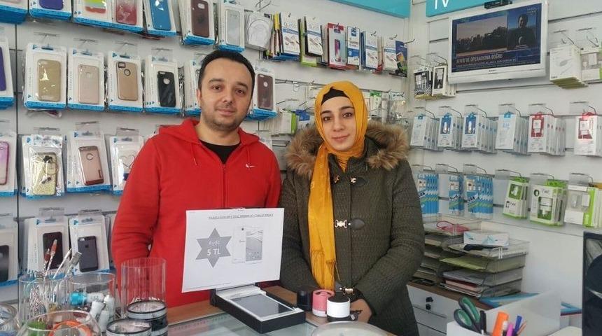 (&ouml;zel Haber) Sadaka Kutusunu &Ccedil;alarken Kameralara Yakalandı