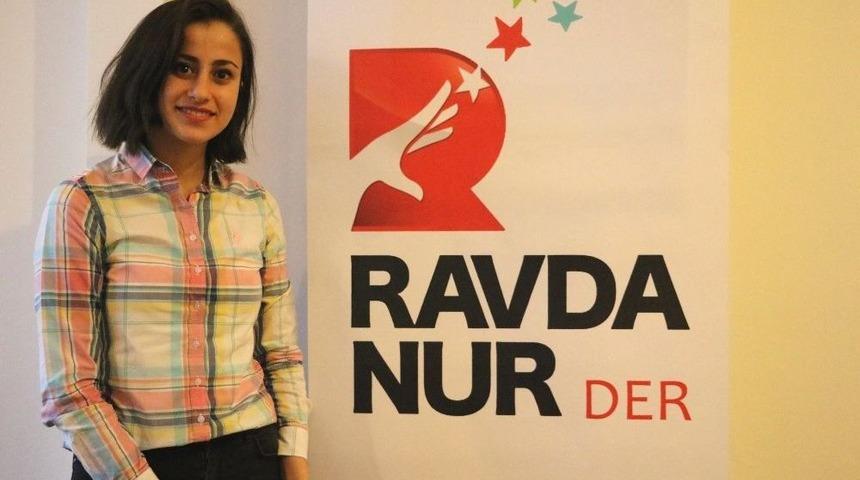 Suriyeli Ravda&rsquo;nın &Ccedil;adırkentten Bm Zirvesine Yolculuğu