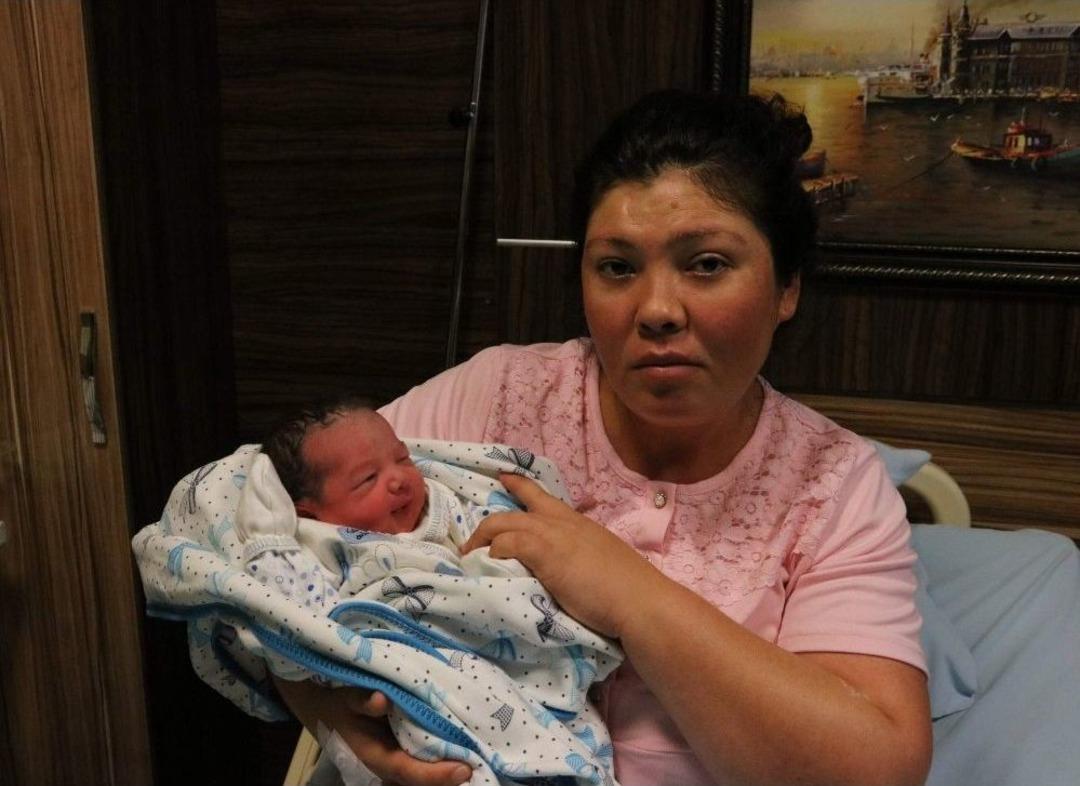 Doğum Yapan Şehit Eşinin S&ouml;zleri Y&uuml;rek Dağladı