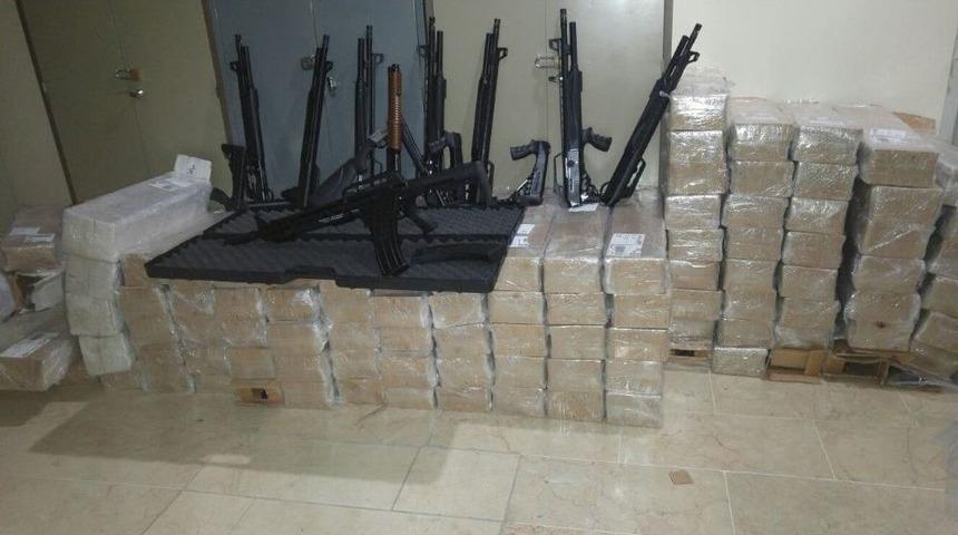 Polis Kargoda 115 Adet Yivsiz Av T&uuml;feği Ele Ge&ccedil;irdi