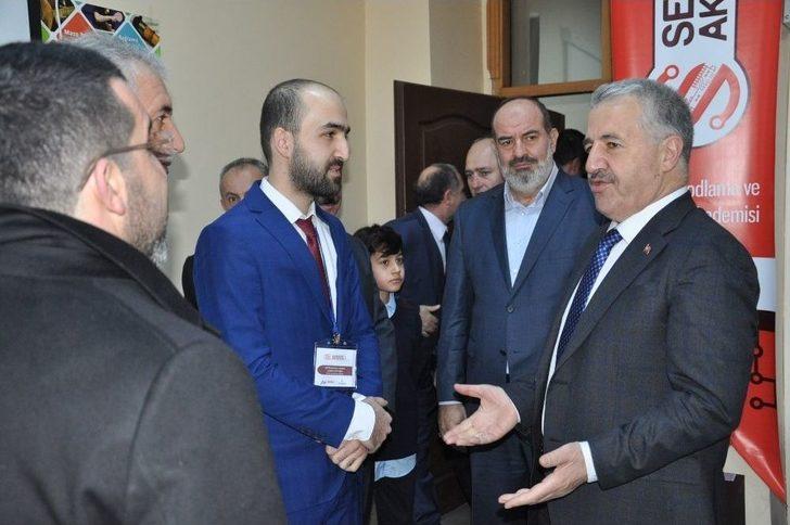 Bakan Arslan, Serhat Kodlama Ve Robotik Akademisi’nin Açılışını Yaptı G2