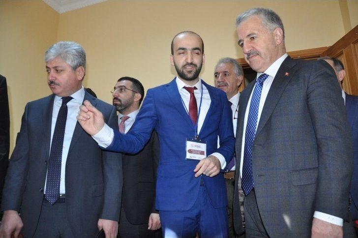 Bakan Arslan, Serhat Kodlama Ve Robotik Akademisi’nin Açılışını Yaptı G4