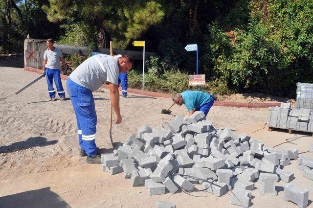 Kemer’in Sokakları Yenileniyor