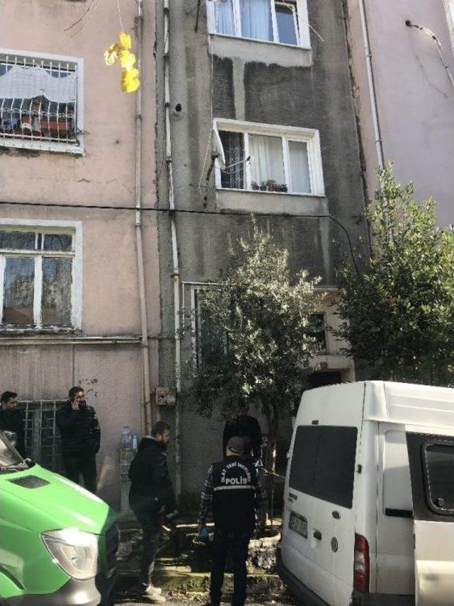 Beyoğlu’nda Polis Memuru Evinde Ölü Bulundu