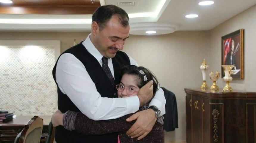 Down Sendromlu Sena Nur, Erdoğan&rsquo;la G&ouml;r&uuml;şme Hayalini Ger&ccedil;ekleştirdi
