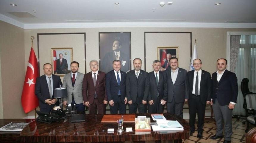 Ankara&rsquo;da Rize İle Projeler Masaya Yatırılıyor