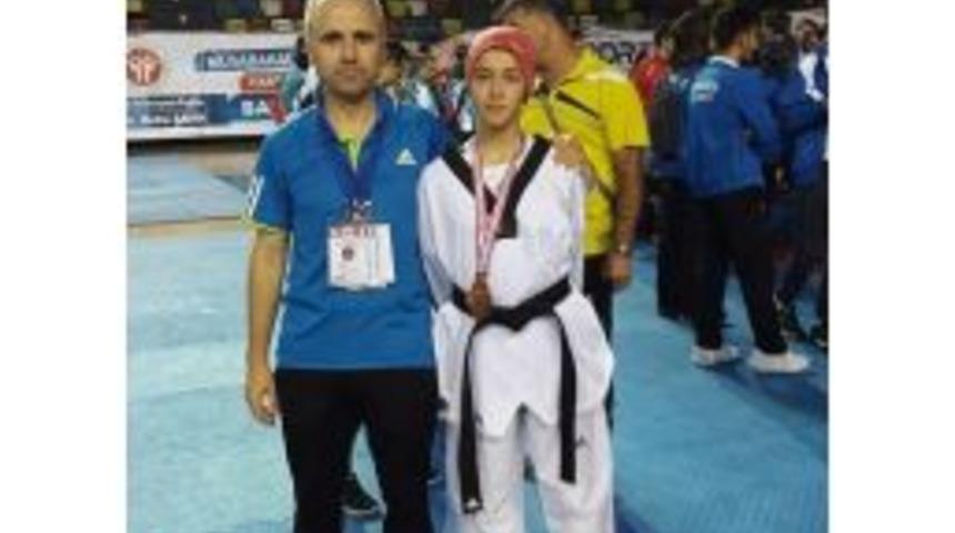 Taekwondoda Birinci Oldu
