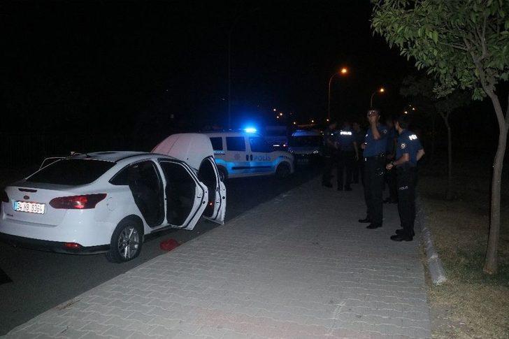 Dur İhtarına Uymayan Araç Lastikleri Patlatarak Durduruldu G4