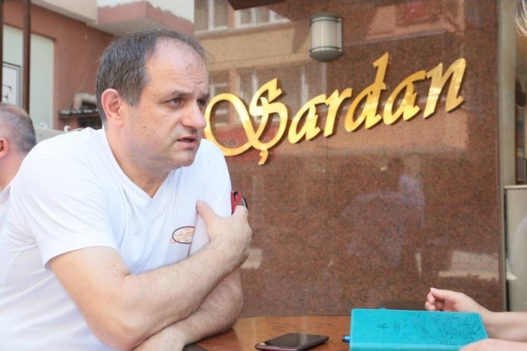 Balkanların Meşhur Bozacıları, İstanbul&rsquo;da Dondurmacı Oldu