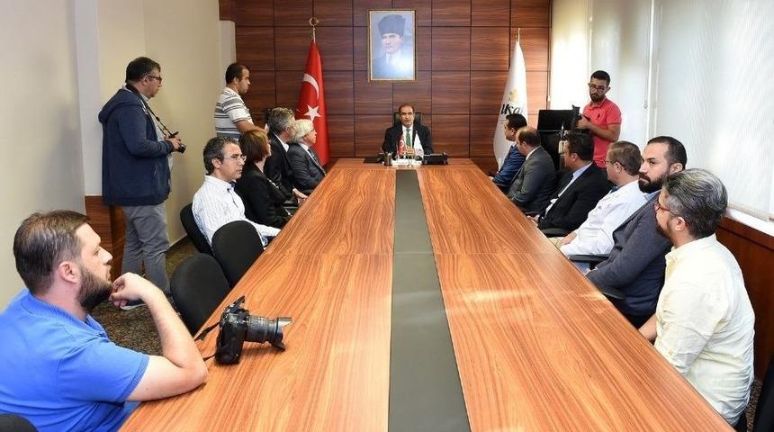 Vali Demir, " İlimizde Anne Ve Bebek &Ouml;l&uuml;m Oranları Hem D&uuml;nya Hem De T&uuml;rkiye Ortalamasının Altında"