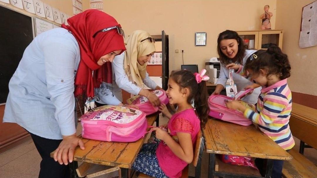 &Ccedil;ocuklar Balıkesir B&uuml;y&uuml;kşehir Belediyesi İle G&uuml;ld&uuml;