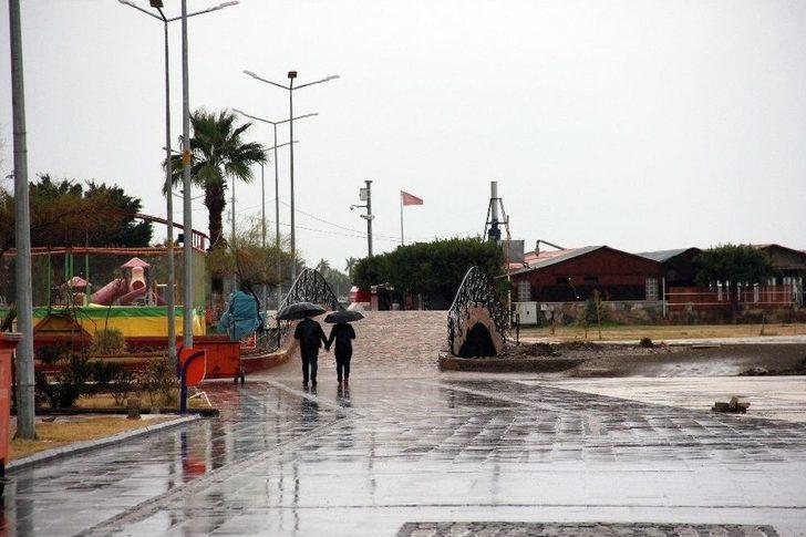 İskenderun’a Yılın İlk Karı Düştü G1