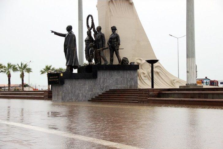 İskenderun’a Yılın İlk Karı Düştü G2