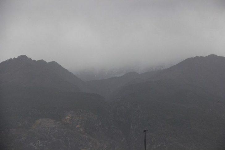 İskenderun’a Yılın İlk Karı Düştü G3