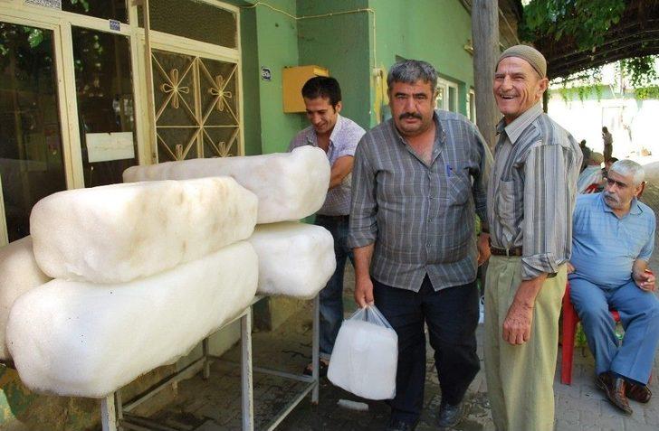 Aydın’da Havalar Kurak Gidince Kar Karaborsa Oldu G3