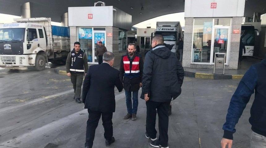 Kaymakam Duru, Sınırda İncelemelerde Bulundu