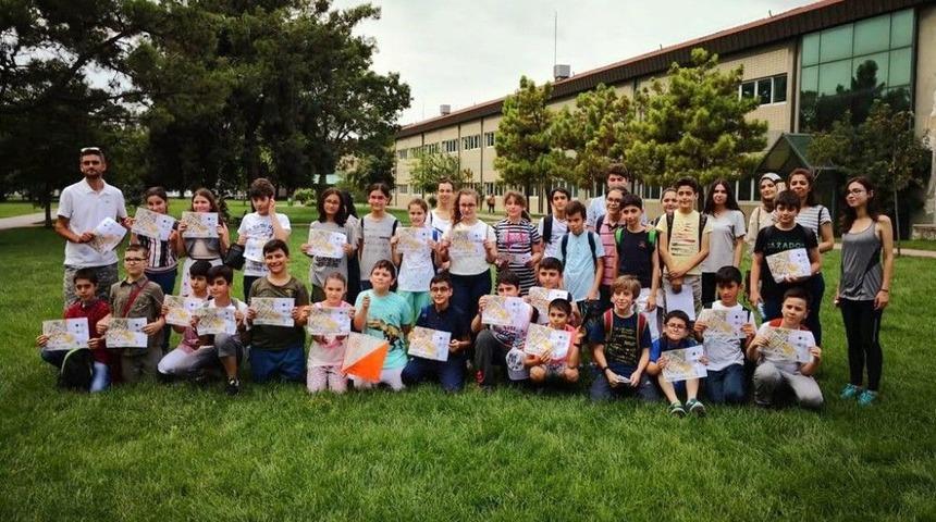 Bağcılar&rsquo;da Enderunlular Dolu Dolu Bir Yaz Ge&ccedil;iriyor