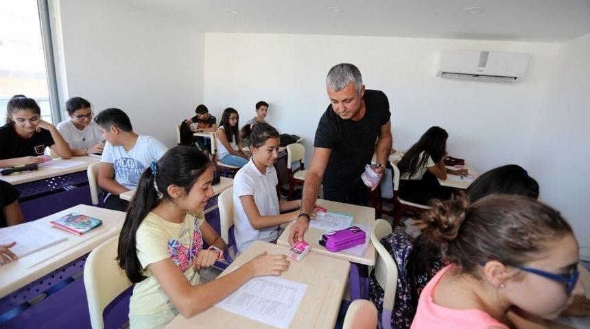 Başkan S&ouml;zen&rsquo;den İlk Ders S&uuml;rprizi