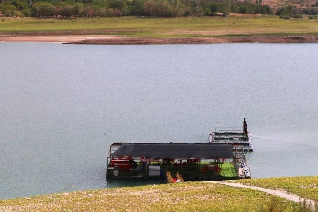 Denizi Olmayan Malatya&rsquo;da Y&uuml;zen Restoran