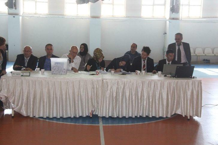 Geçici Asgari Ücretli İşe Girebilmek İçin Saatlerce Beklediler. G1