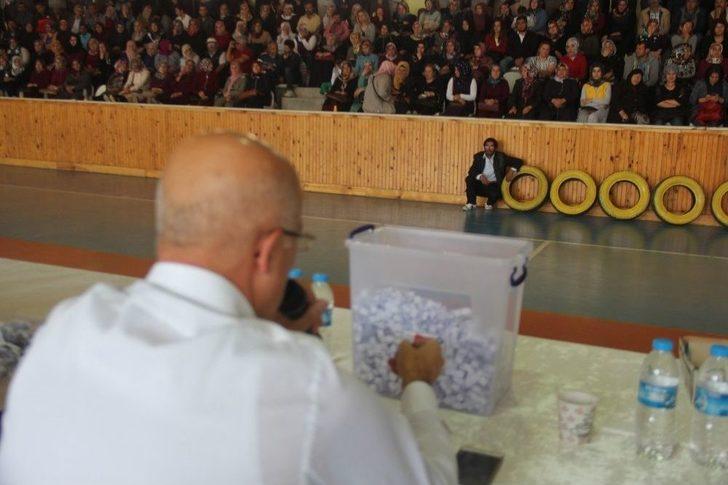 Geçici Asgari Ücretli İşe Girebilmek İçin Saatlerce Beklediler. G5