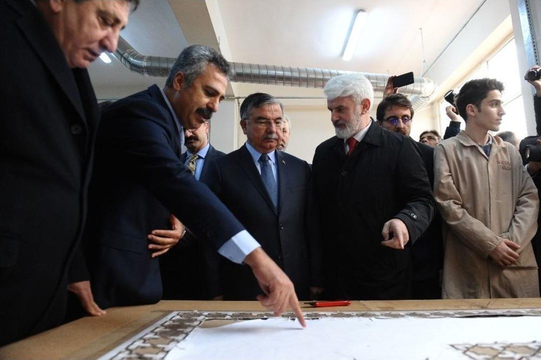 Bakan Yılmaz: "t&uuml;rkiye&rsquo;de Mesleki Eğitim Oranını Y&uuml;zde 60&rsquo;lara &Ccedil;ıkartacağız"