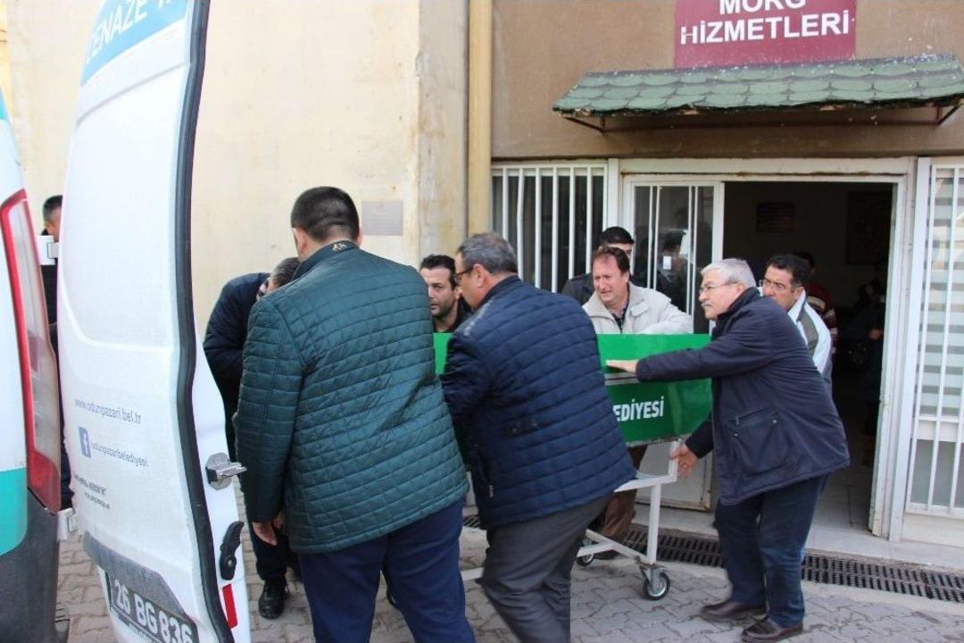 (&ouml;zel) Eskişehir&rsquo;deki Kazada Hayatını Kaybedenlerin Cenazeleri Naklediliyor
